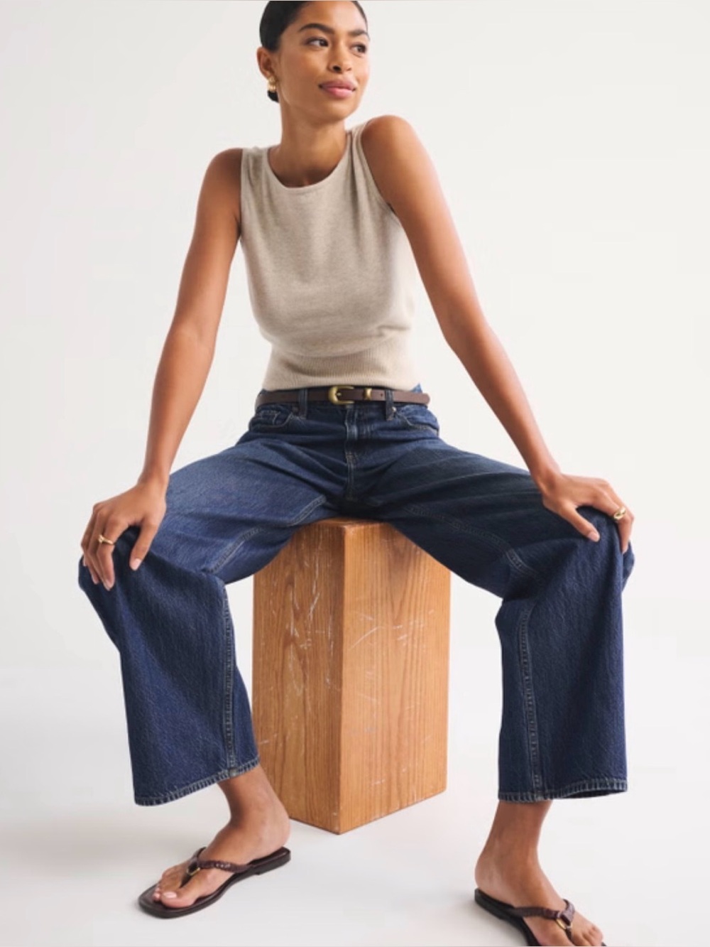 Low Rise Ultra Loose Jean - Picture 5 of 6